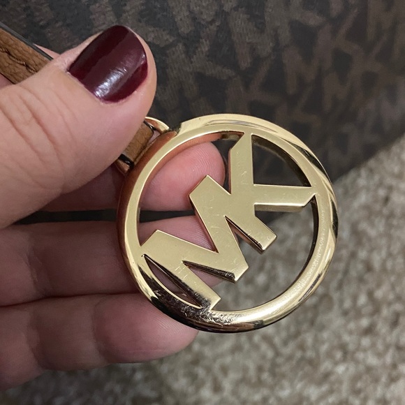 Michael Kors Signature Brown and Tan Tote🤎LIKE NEW🤎SUPER CLEAN🤎 - Picture 3 of 13